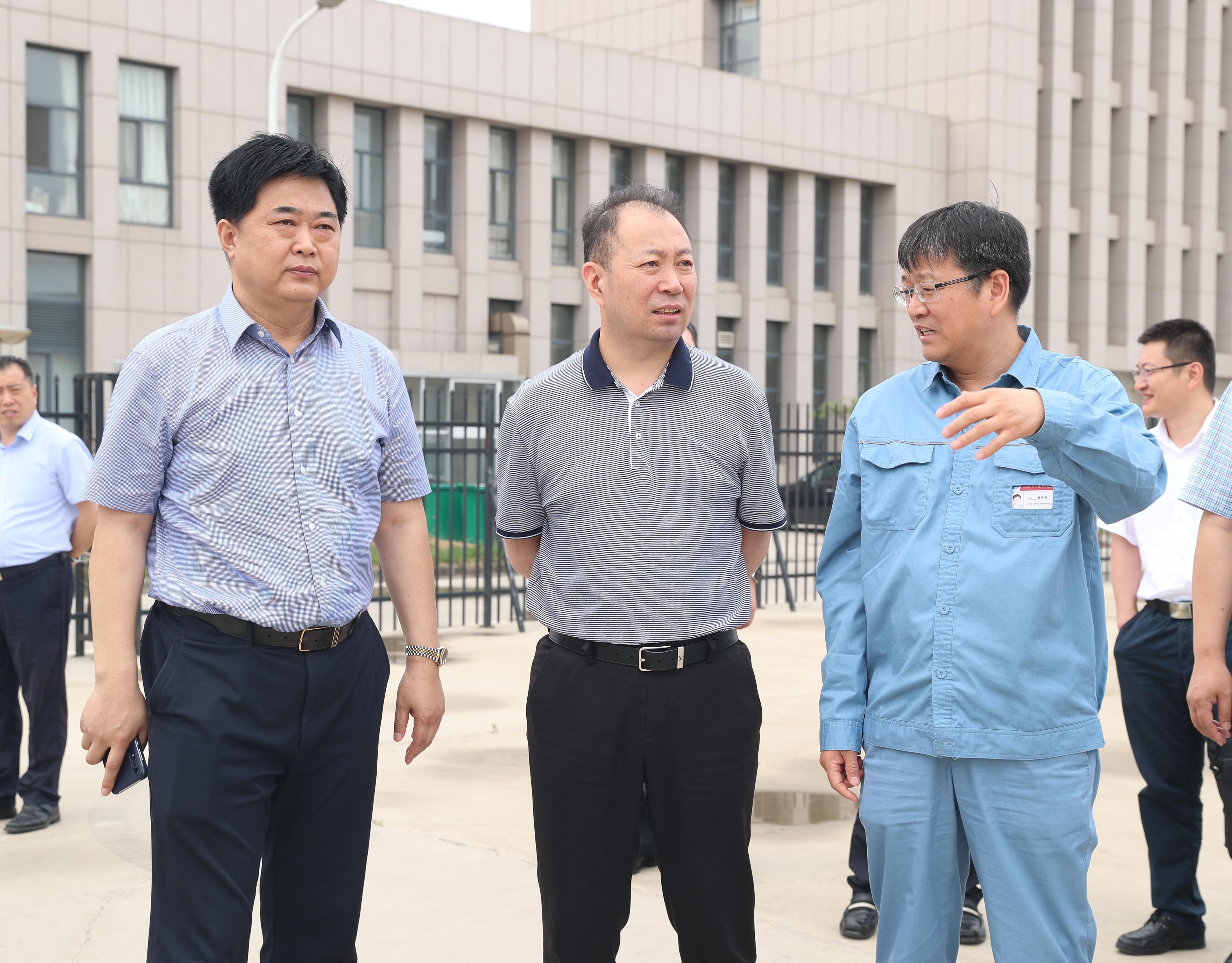 中国农业银行东营分行行长刘明鹤一行来万达集团对接交流